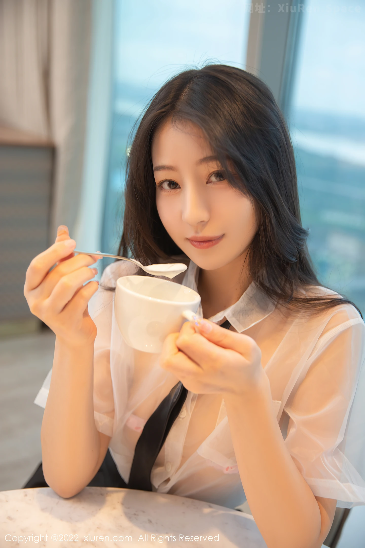 图片[4]-[XiuRen秀人网] VOL.5385 模特熊小诺性感轻透白T配黑色短裙露超薄无内黑丝极致诱惑写真72P-秀人网官方网站